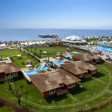 卡亚宫高尔夫度假酒店 酒店 贝莱克