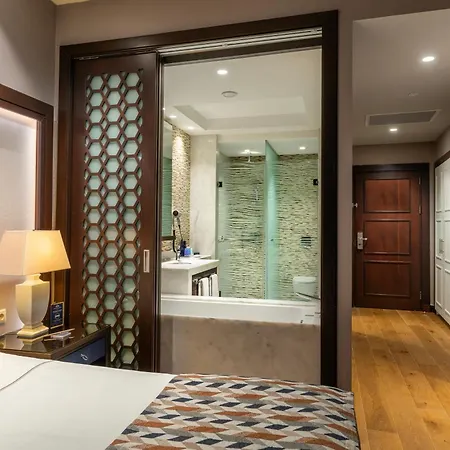 Kaya Palazzo Golf
