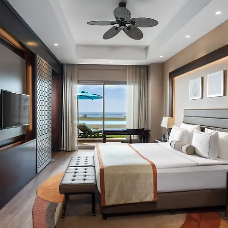 Kaya Palazzo Golf